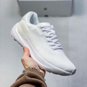 NWT Beyondfeel Waterproof Running Shoes Lululemon White